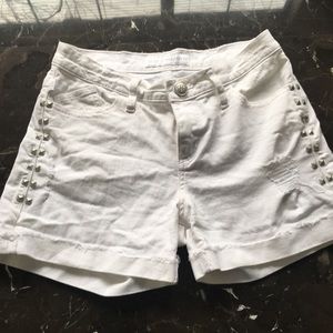 Rock & Republic White Distressed Shorts. Size 4